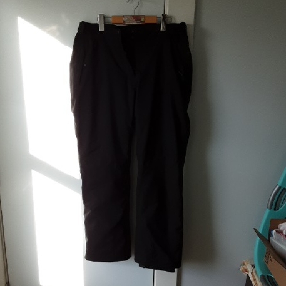 Ladies Black Ski Pants with Insulated Lining and Waterproof Fabric